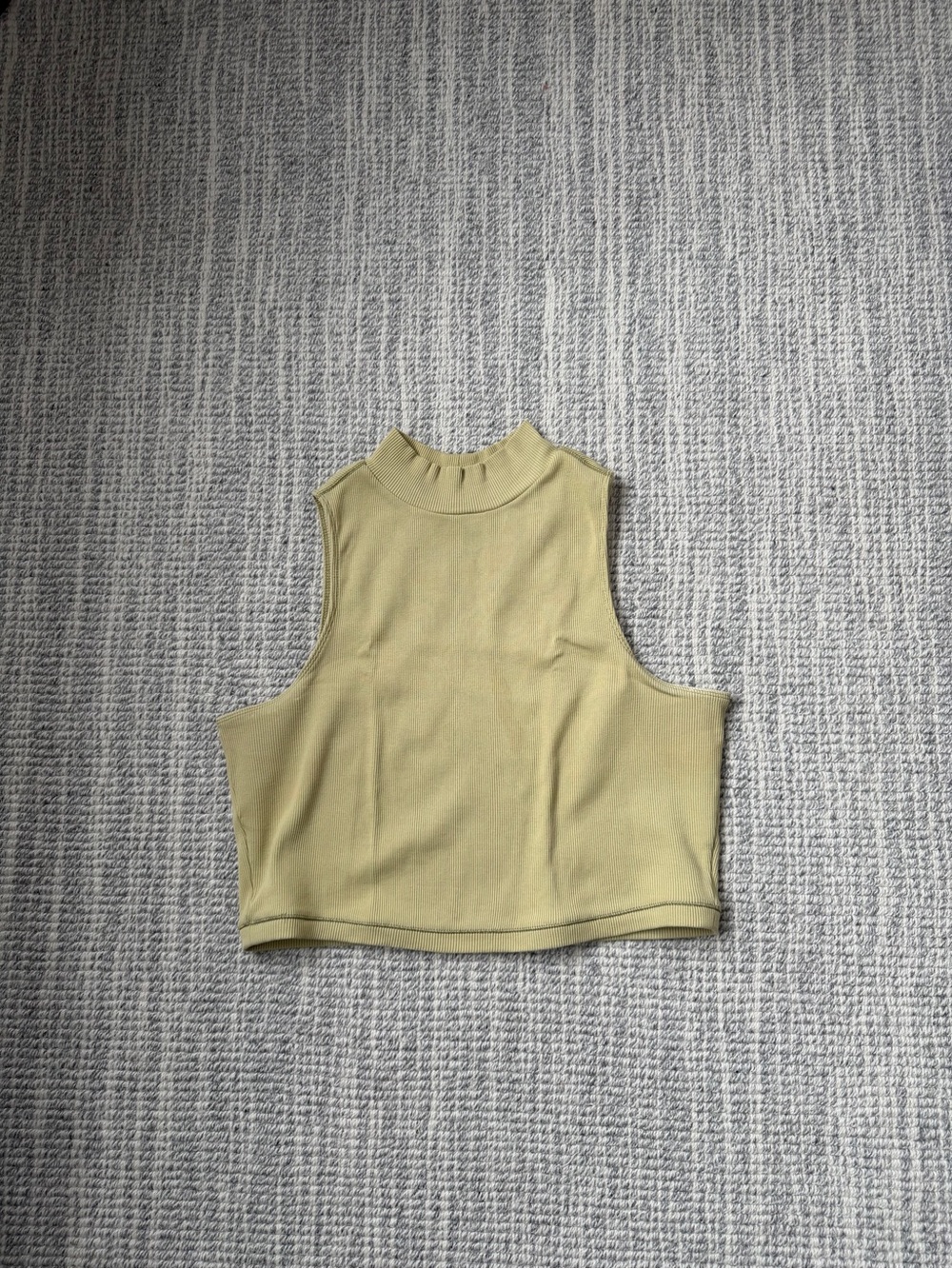 Everlane Sleeveless Mock Neck Crop Top in Olive Green